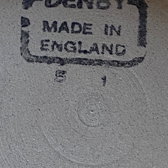 Denby Potter's Wheel ashtray or bowl with a blue center glaze. - Picture 7 of 13